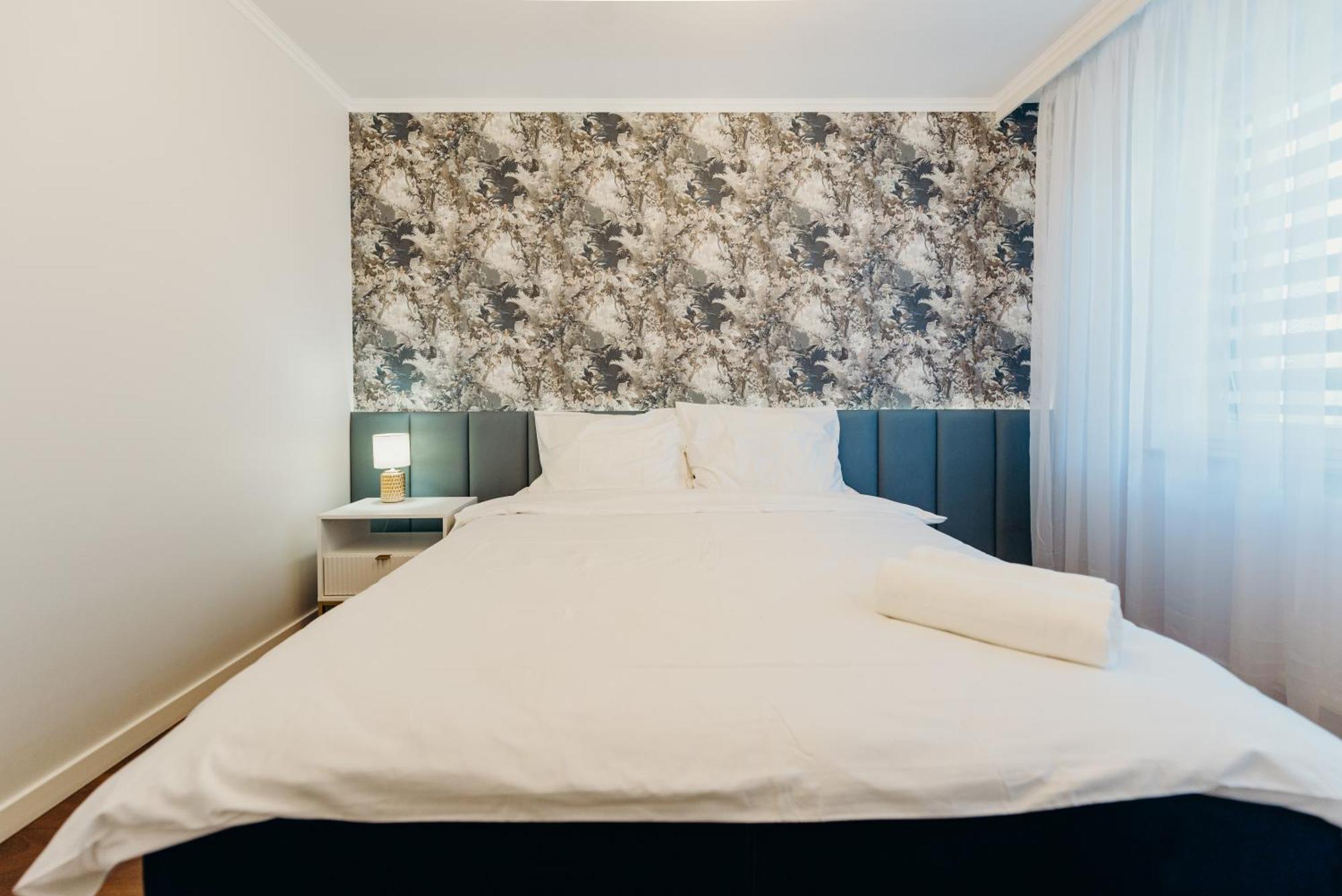 3 Bedrooms Premium Bella Blue For 8 Guests With Ac And Free Out Side Parking Жешув Экстерьер фото